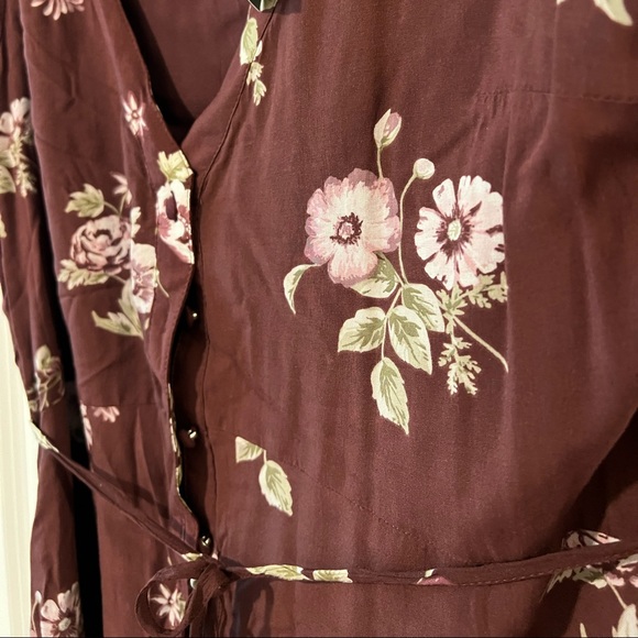 Abercrombie and Fitch. Size Medium. Skater Dress. - Picture 3 of 5